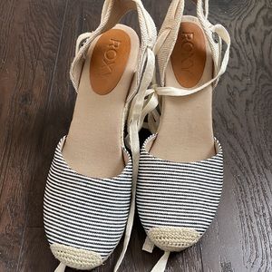 Roxy Bolsa Wedge Espadrille Lace Up 10